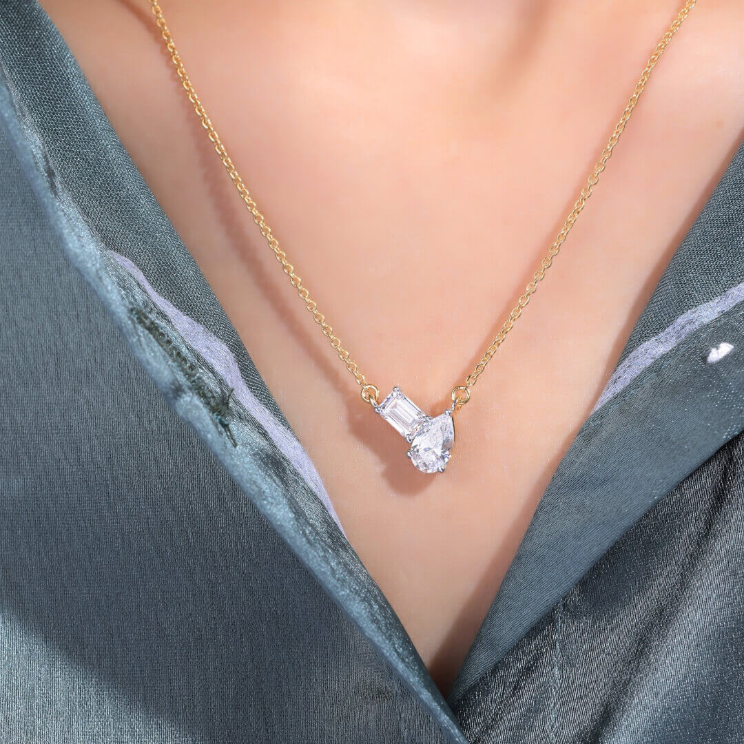 Kayse Toi Et Moi Pendant For Women - Shinez By Baxi Jewellers