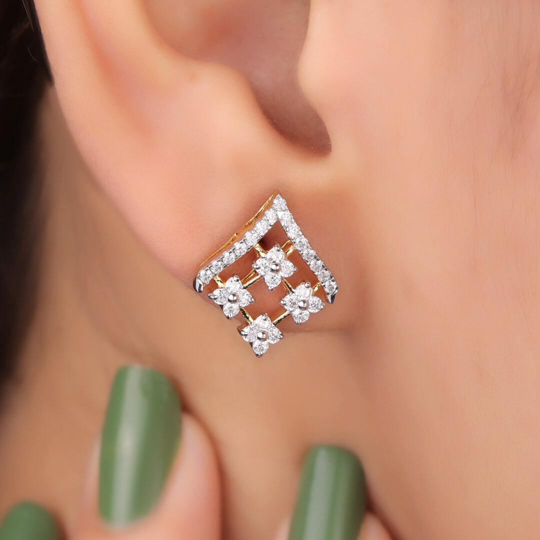 Salmy Silver Stud Earrings For Women - Shinez By Baxi Jewellers
