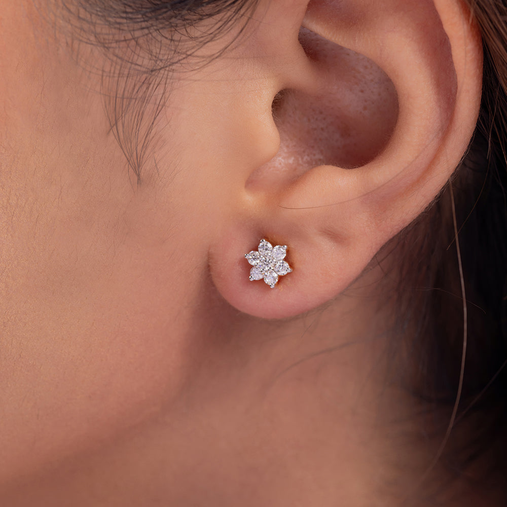 Vrinda Moissanite Pendant and Earrings Set - Shinez By Baxi Jewellers