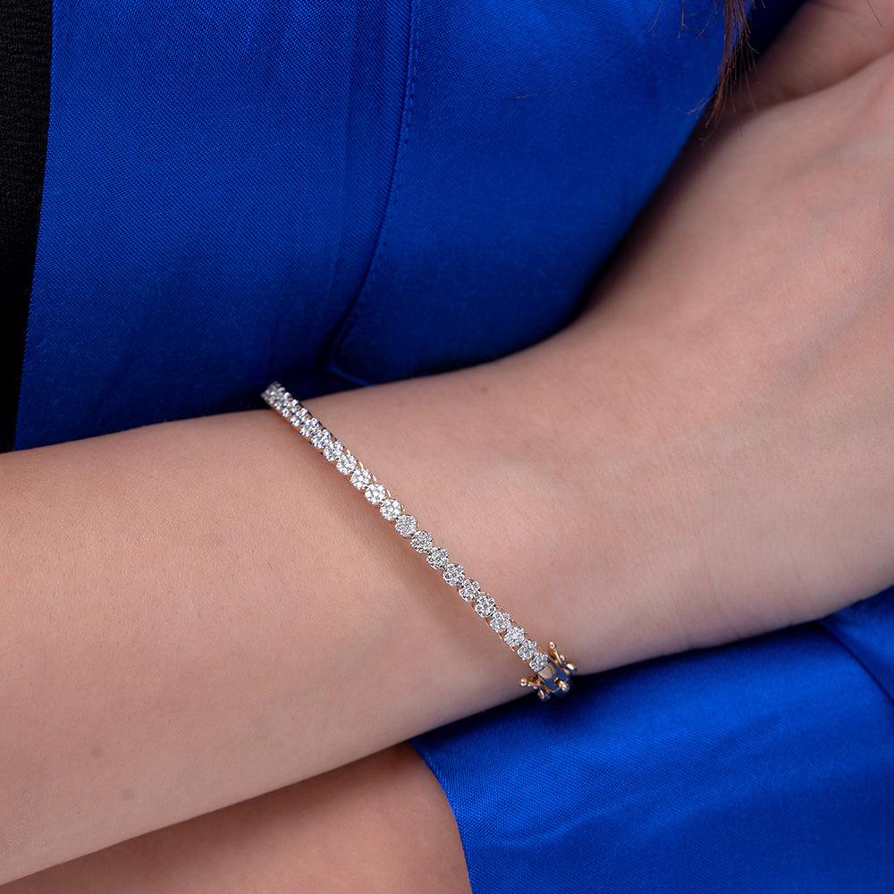 Aanya Silver Oval Bracelet for Women - Shinez By Baxi Jewellers